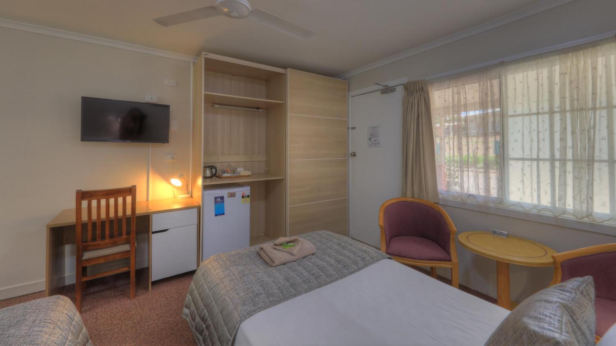 Atherton Hinterland Motel Room photo