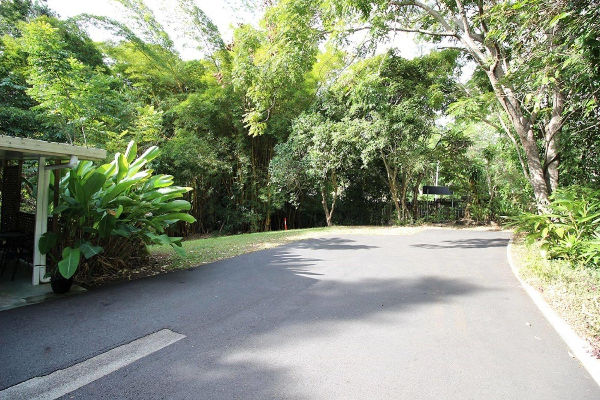 Atherton Hinterland Motel Exterior photo